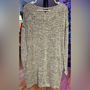 Very J Heathered Gray Knit Top